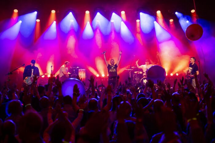 Sky Full Of Stars, Coldplay Tirebute-Band in der Stadthalle in Bitburg